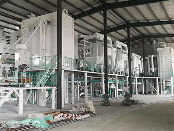 <a href=http://http://m.ycmmyk.com/product/6/ target=_blank class=infotextkey>玉米加工機(jī)械</a>